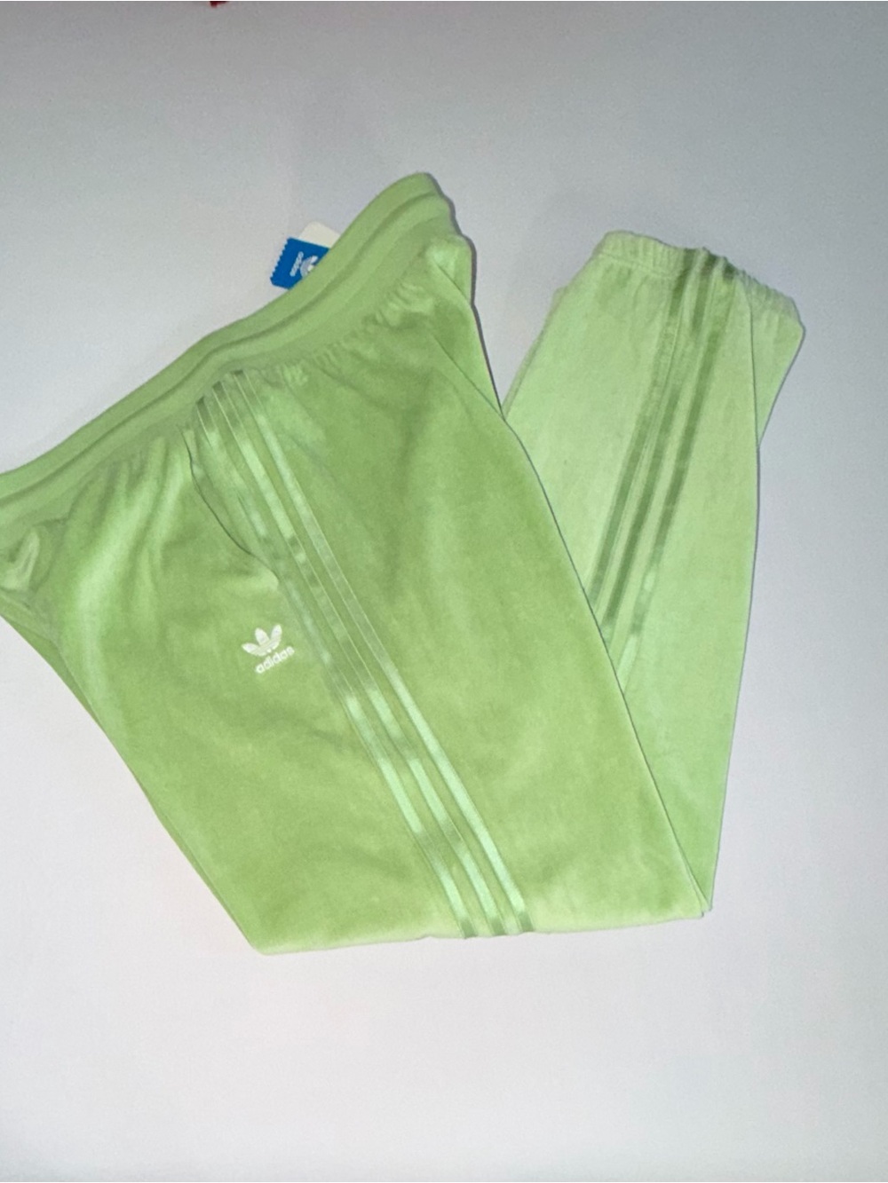 adidas Oman Crop FZ Hoodie & Jogger Set Chalk Green - Picture 13 of 16